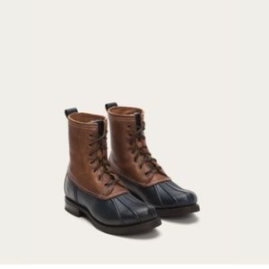 Frye Veronica Duck Boot Shearling